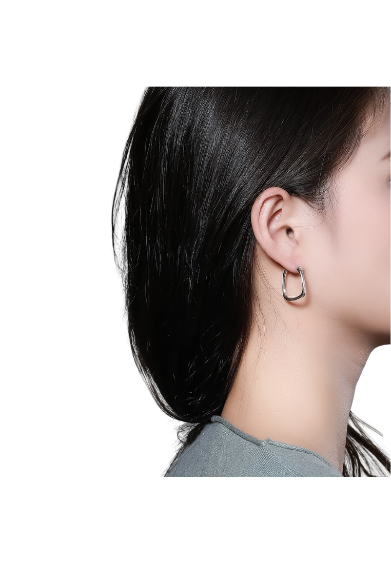 Wave Geometric Silver Ear Rings