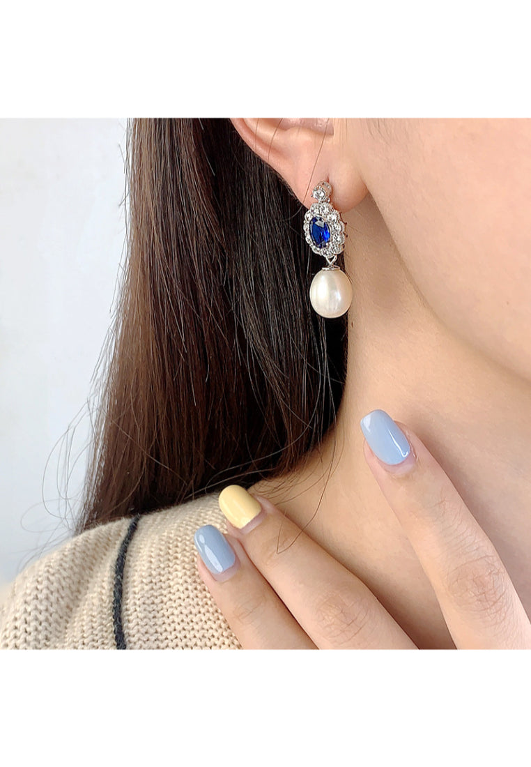 S925 sterling silver French style elegant versatile earrings, retro palace style pearl earrings