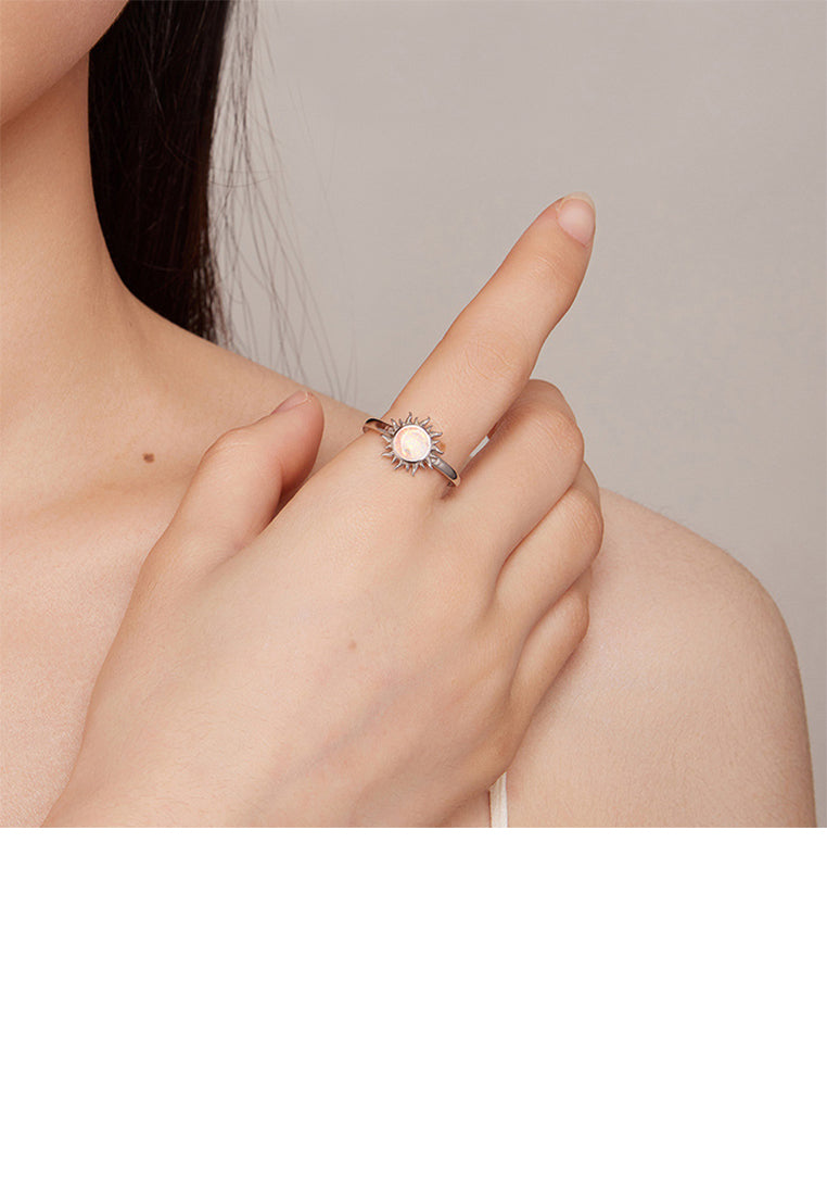 925 Sterling Silver Fashion Temperament Sun Opal Adjustable Ring