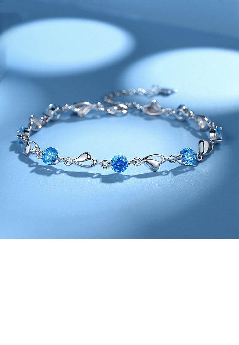 925 Sterling Silver Simple Romantic Heart Shaped Round Blue Cubic Zirconia Bracelet - Luxurious Look