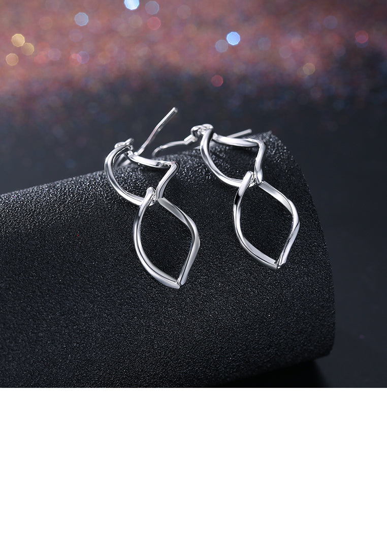 Romantic Simple Fashion Leaf Earrings