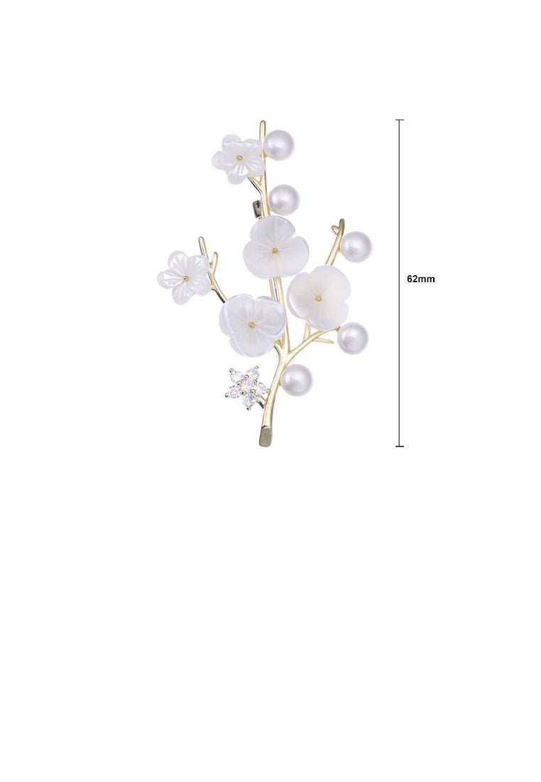 Fashion and Elegant Plated Gold Plum Blossom Imitation Pearl Brooch - Luxurious Look