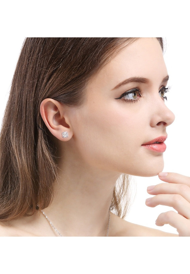 Sterling Silver Freshwater Pearl Set Zircon Clover Stud Earrings