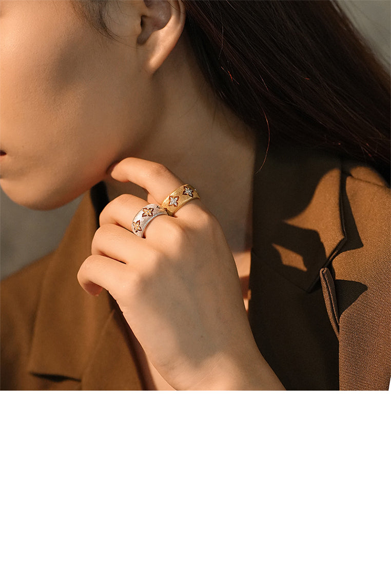 925 Sterling Silver Fashion and Personalized Four-leafed Clover Pattern Brushed Geometric Adjustable Open Ring with Cubic Zirconia - Luxurious Look