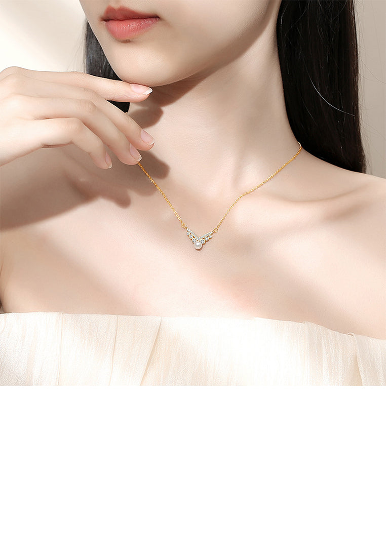 925 Sterling Silver Plated Gold Fashion and Elegant V-shaped Imitation Pearl Pendant with Cubic Zirconia and Necklace - Luxurious Look