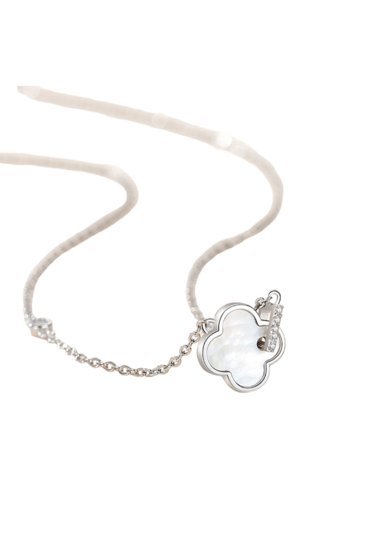925 Sterling Silver Fashion Temperament Ginkgo Four-leafed Clover White Mother-of-pearl Pendant with Necklace