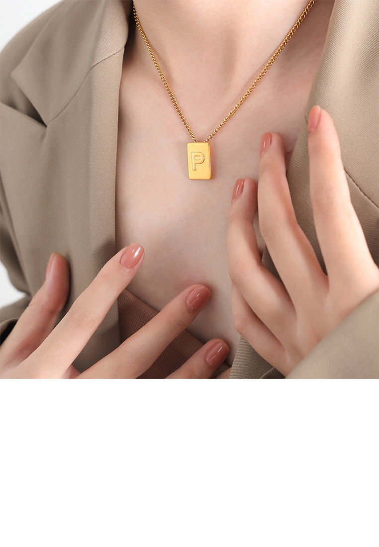 Fashion and Simple Plated Gold 316L Stainless Steel Alphabet P Geometric Square Pendant with Necklace