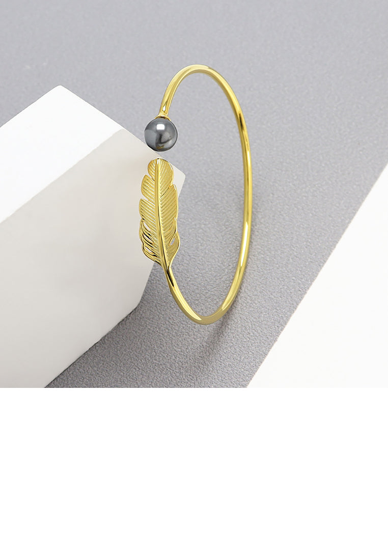 925 Sterling Silver Plated Gold Fashion Simple Feather Black Freshwater Pearl Bangle - Luxurious Look