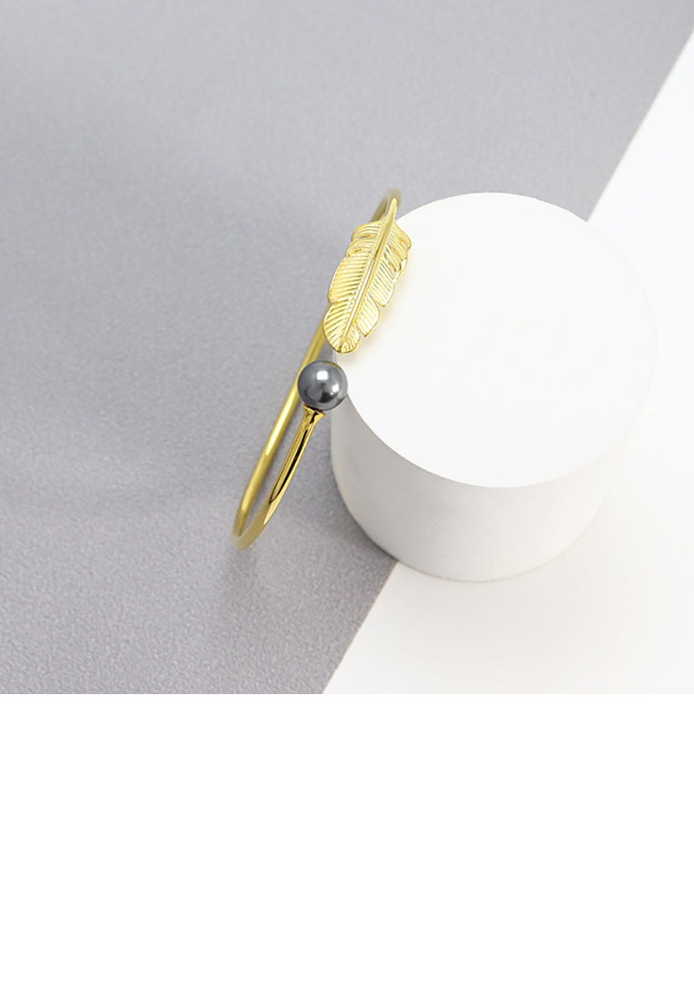 925 Sterling Silver Plated Gold Fashion Simple Feather Black Freshwater Pearl Bangle - Luxurious Look