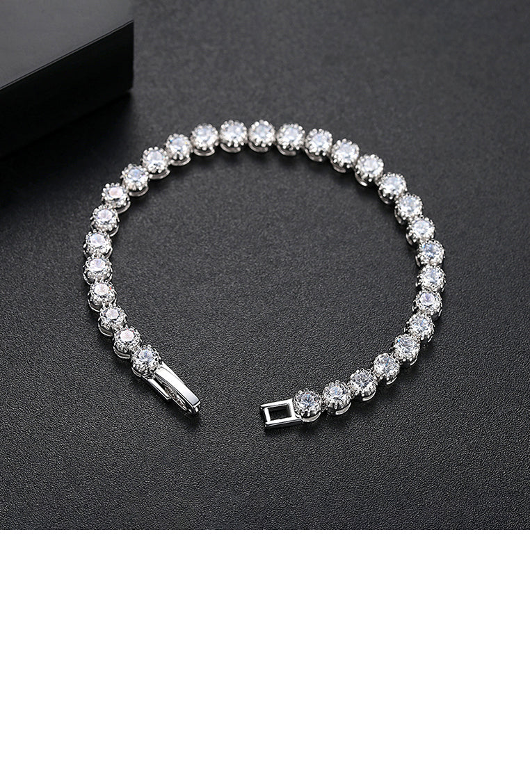 Simple and Bright Geometric Round Bracelet with Cubic Zircon 17cm