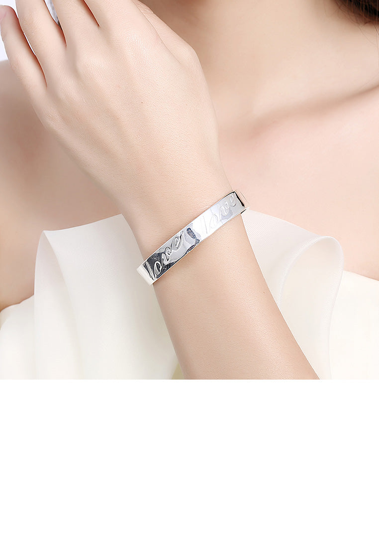 Fashion Romantic Letter LOVE Bangle