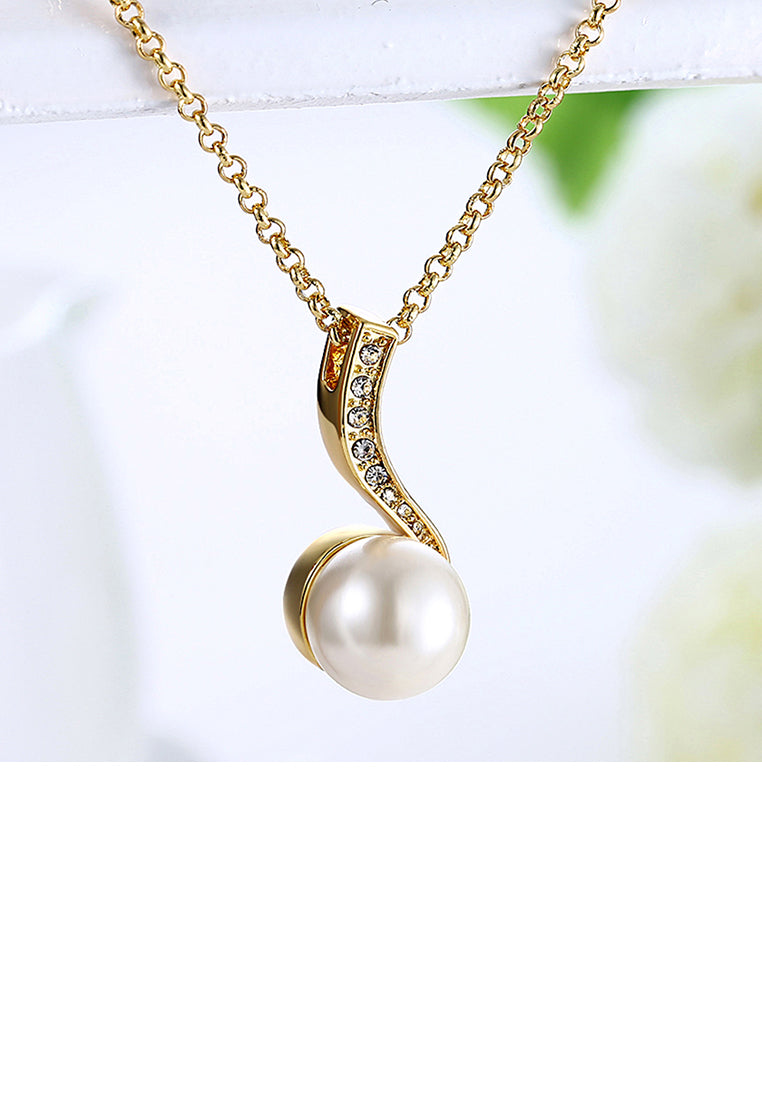 Elegant and Fashion Plated Gold Pearl Pendant with Austrian Element Crystal and Necklace - Luxurious Look