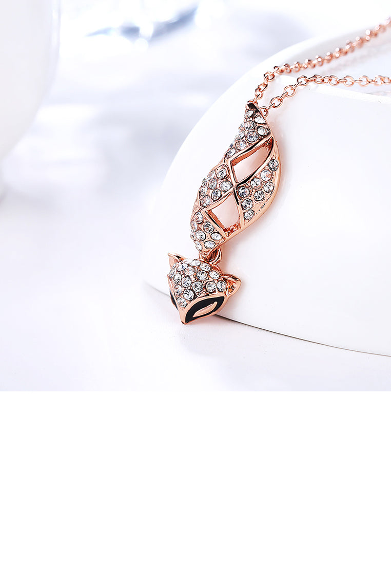 Fashio Plated Rose Gold Fox Pendant with Austrian Element Crystal and Necklace