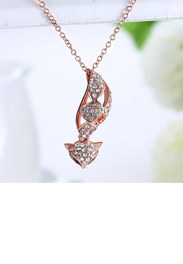 Fashio Plated Rose Gold Fox Pendant with Austrian Element Crystal and Necklace