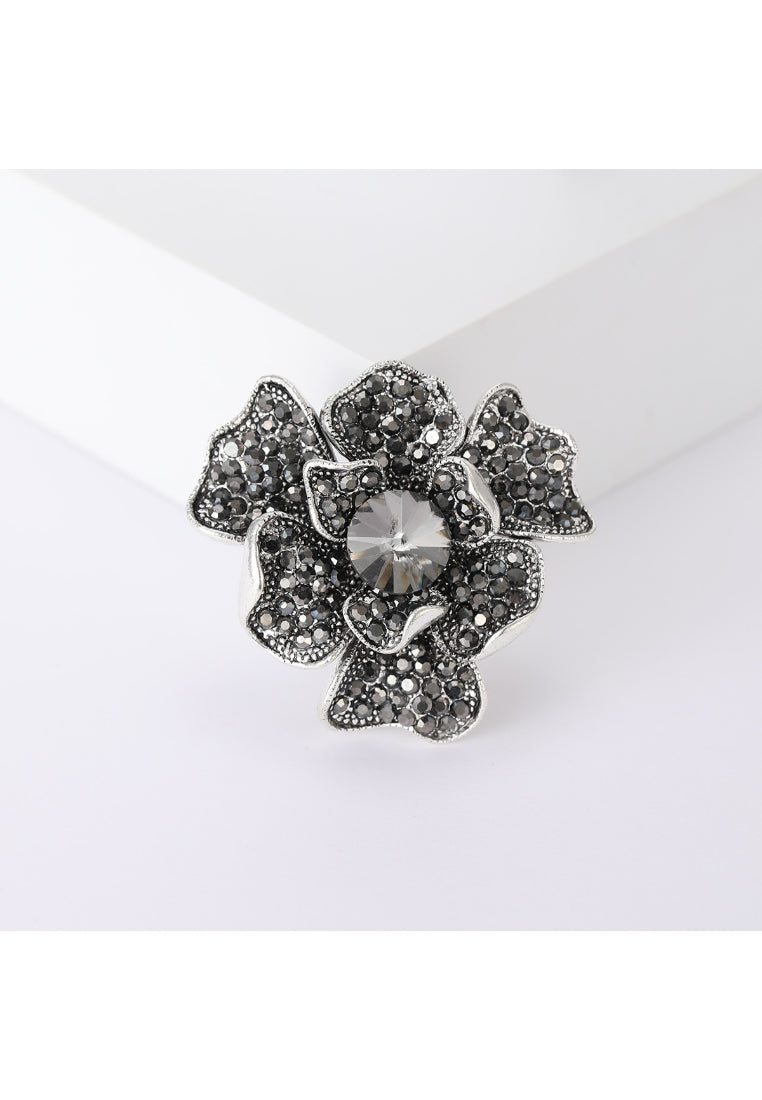 Fashion and Elegant Hollow Flower Brooch with Black Cubic Zirconia - Luxurious Look