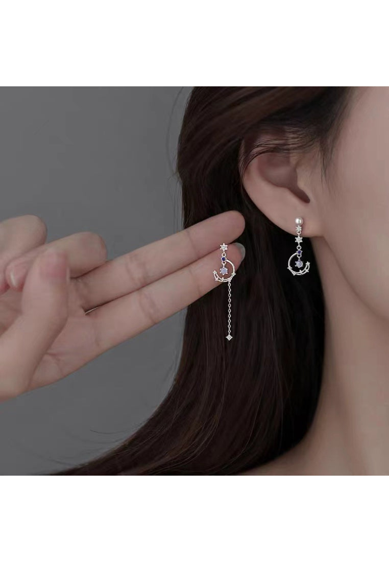 925 Sterling Silver Fashion Temperament Elk Asymmetric Tassel Earrings with Cubic Zirconia - Luxurious Look