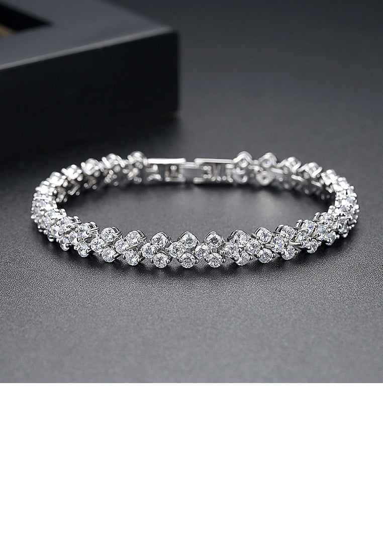 Simple Bright Geometric Cubic Zirconia Bracelet - Luxurious Look