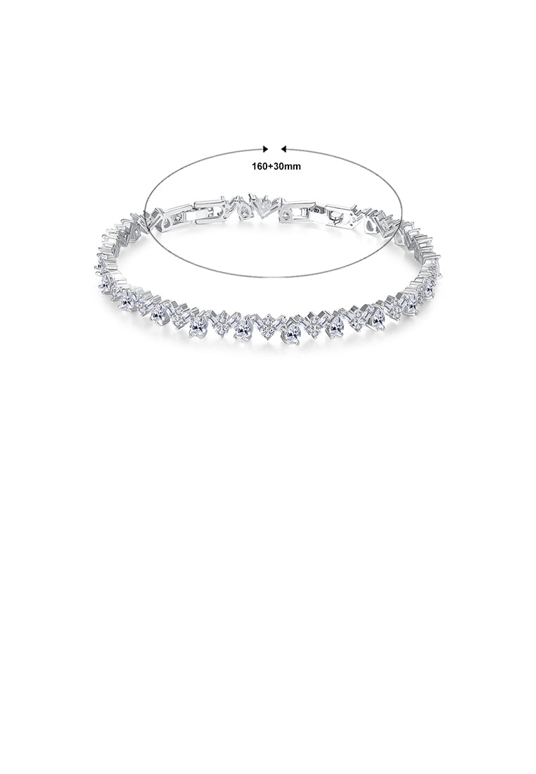 Simple and Creative Geometric V-shaped Bracelet with Cubic Zirconia - Luxurious Look