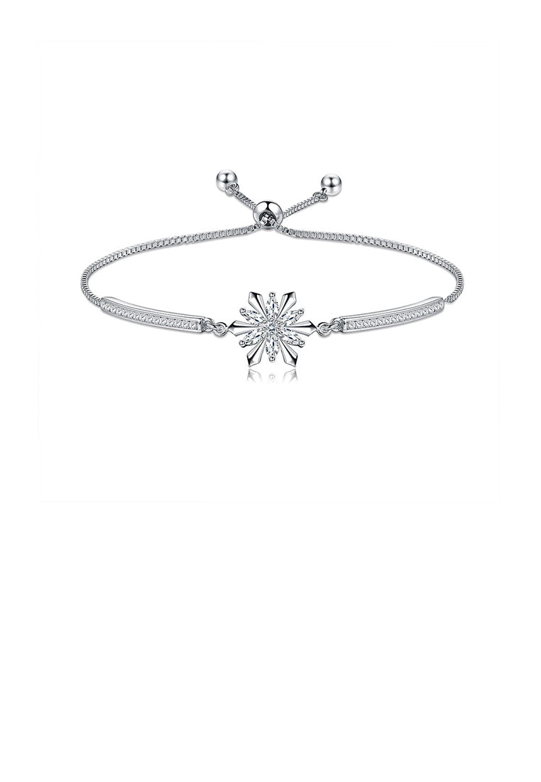 Fashion and Elegant Snowflake Bracelet with Cubic Zirconia - Luxurious Look