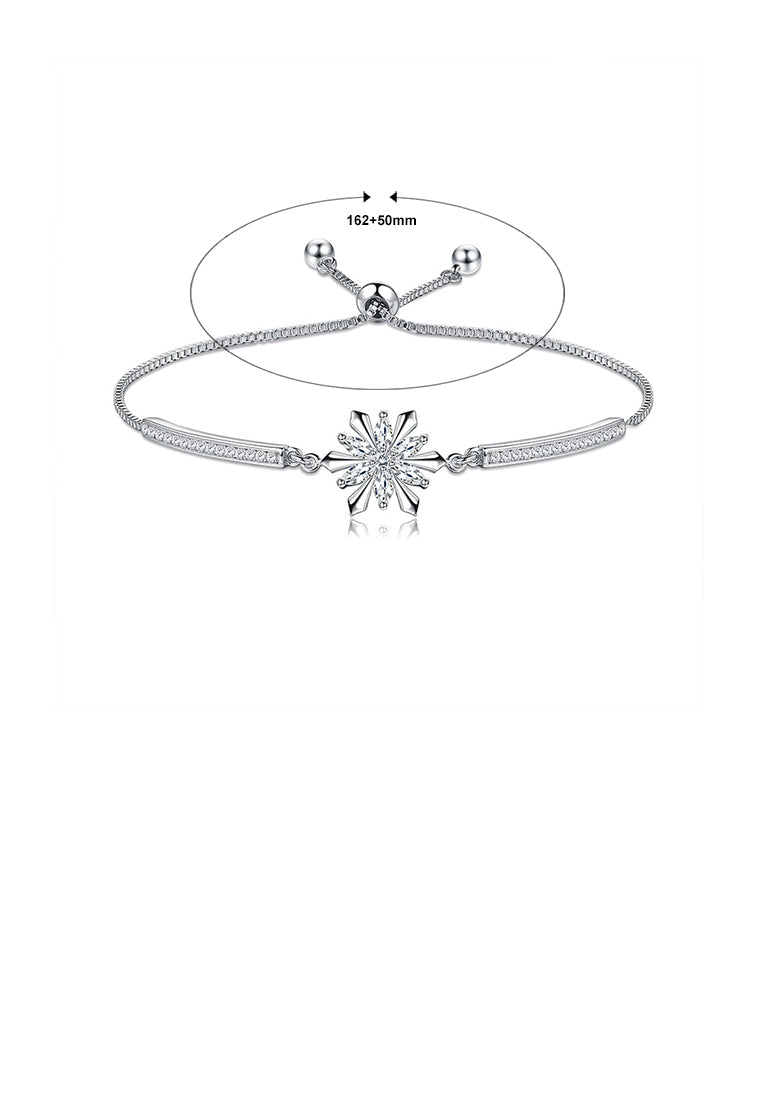 Fashion and Elegant Snowflake Bracelet with Cubic Zirconia - Luxurious Look