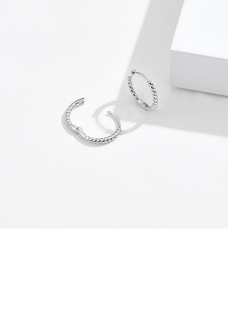 925 Sterling Silver Simple Fashion Geometric Hemp Rope Circle Stud Earrings