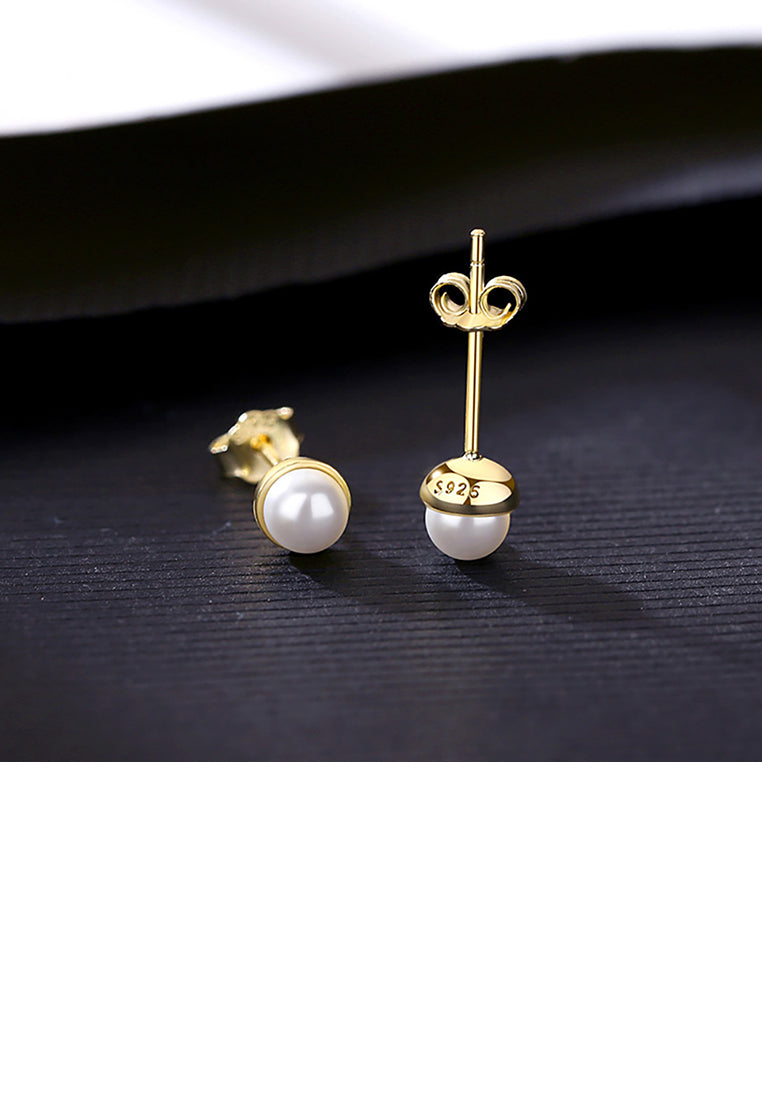 925 Sterling Silver Plated Gold Freshwater Pearl Geometric Round Stud Earrings - Luxurious Look