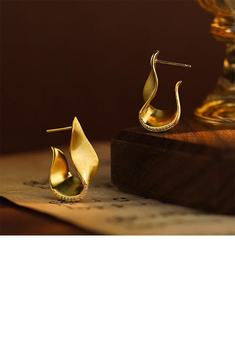 925 Sterling Silver Plated Gold Fashion Vintage Irregular Brushed Geometric Stud Earrings with Cubic Zirconia - Luxurious Look