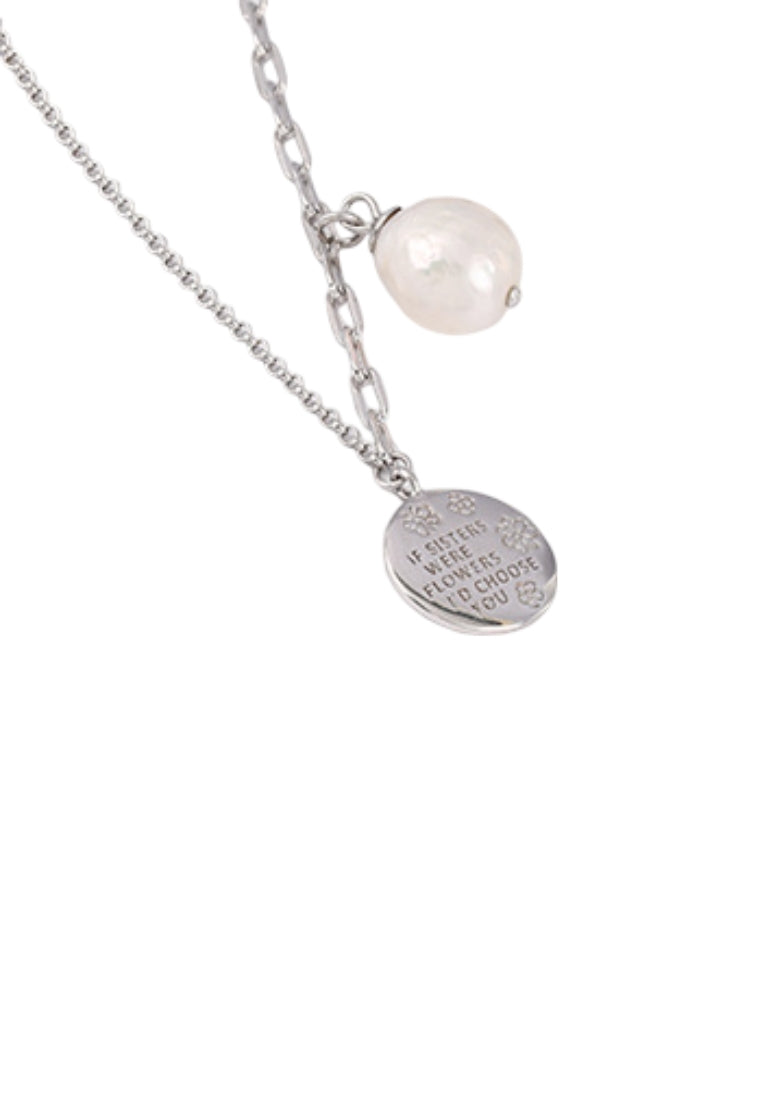 Vintage Design Baroque Pearl Necklace