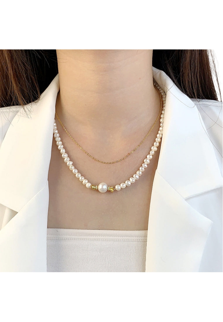 Sweet Luxury Pearl Lockbone Chain