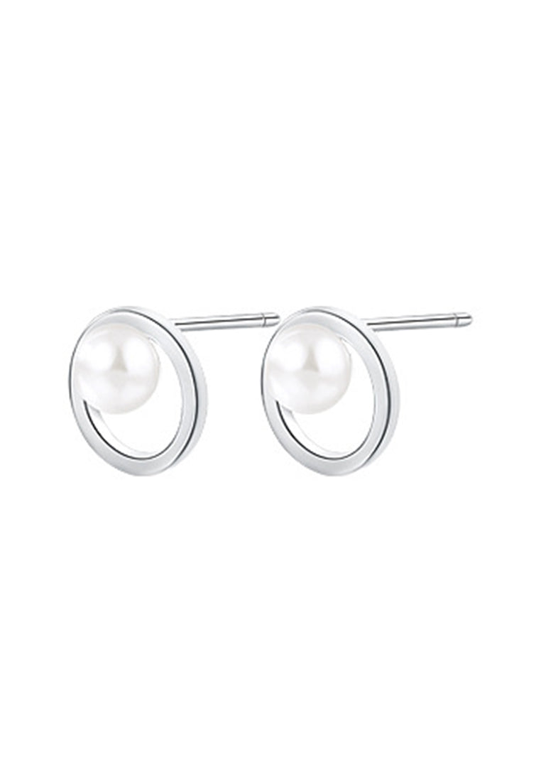 Classic Freshwater Pearl Earrings