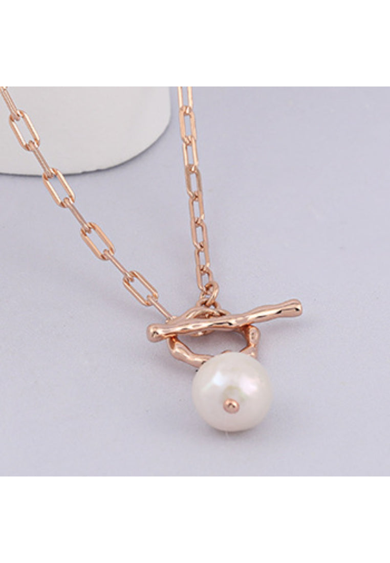 Baroque Pearl OT Clasp Necklace
