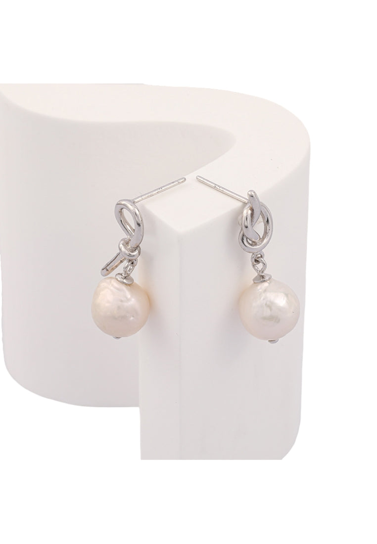 Trendy S925 Silver Knot Asymmetric Baroque Pearl Earrings with Unique Design