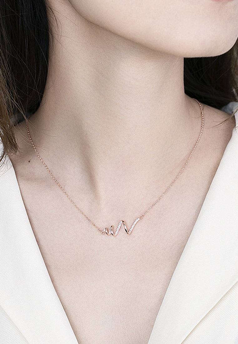Simple Wave Imitation Diamond Pendant Necklace