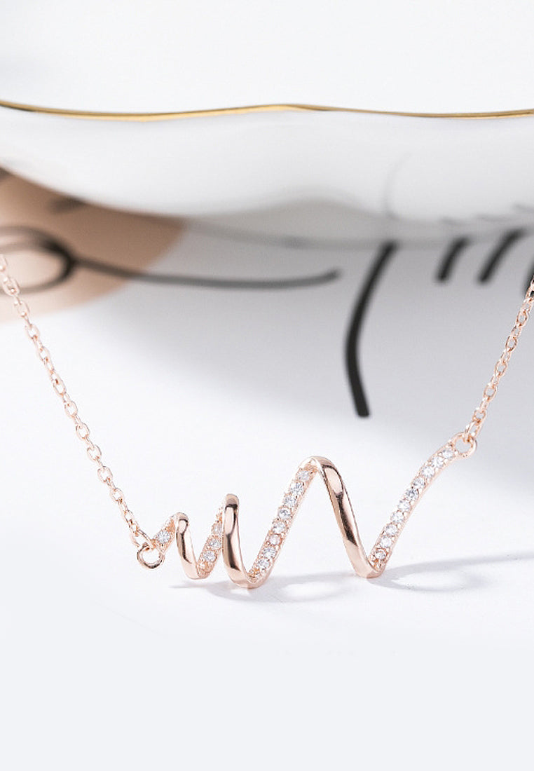 Simple Wave Imitation Diamond Pendant Necklace