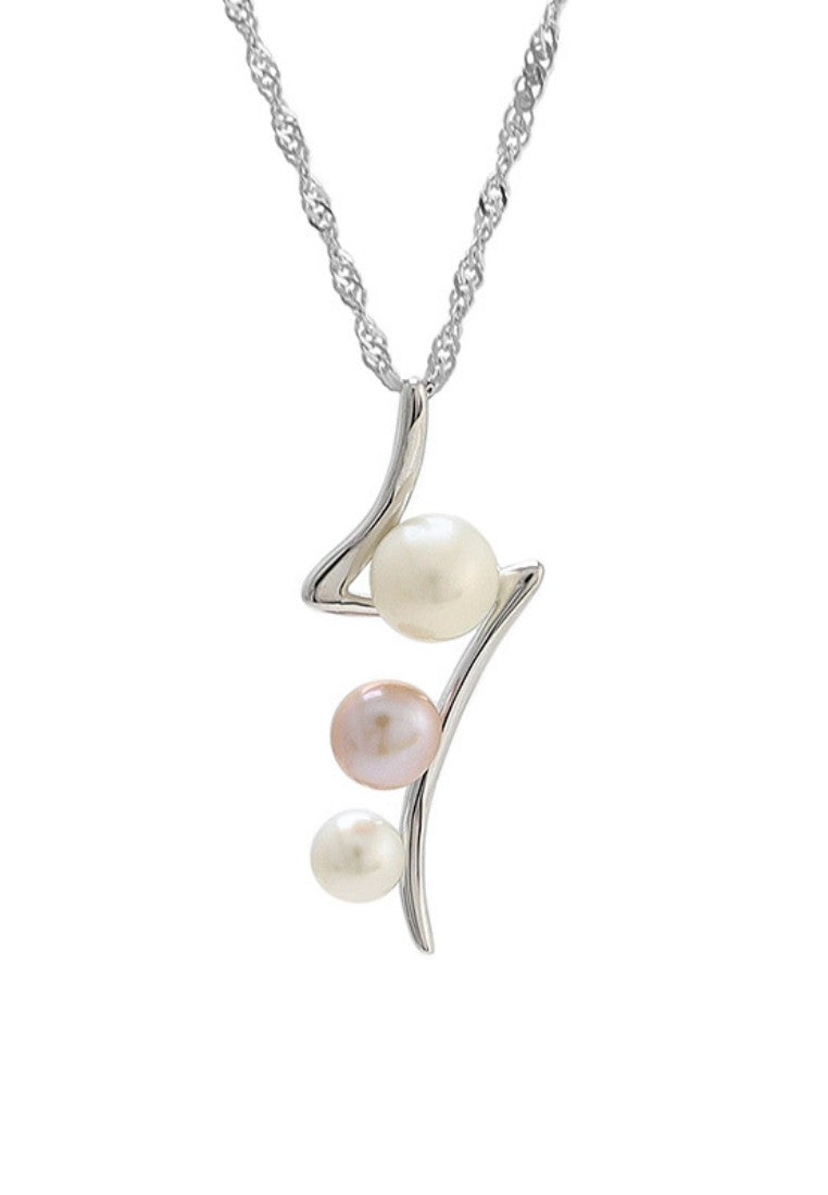 Mie Tamsui Pearl Necklace