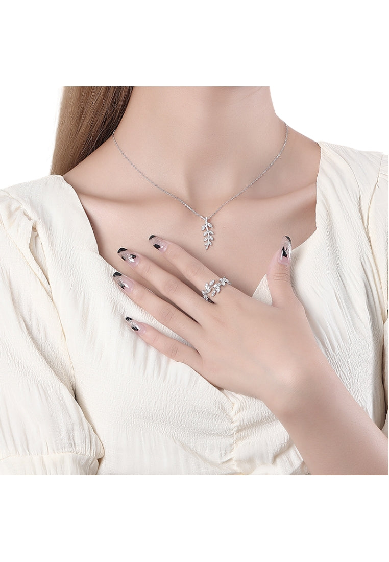S925 Silver Leaf Necklace