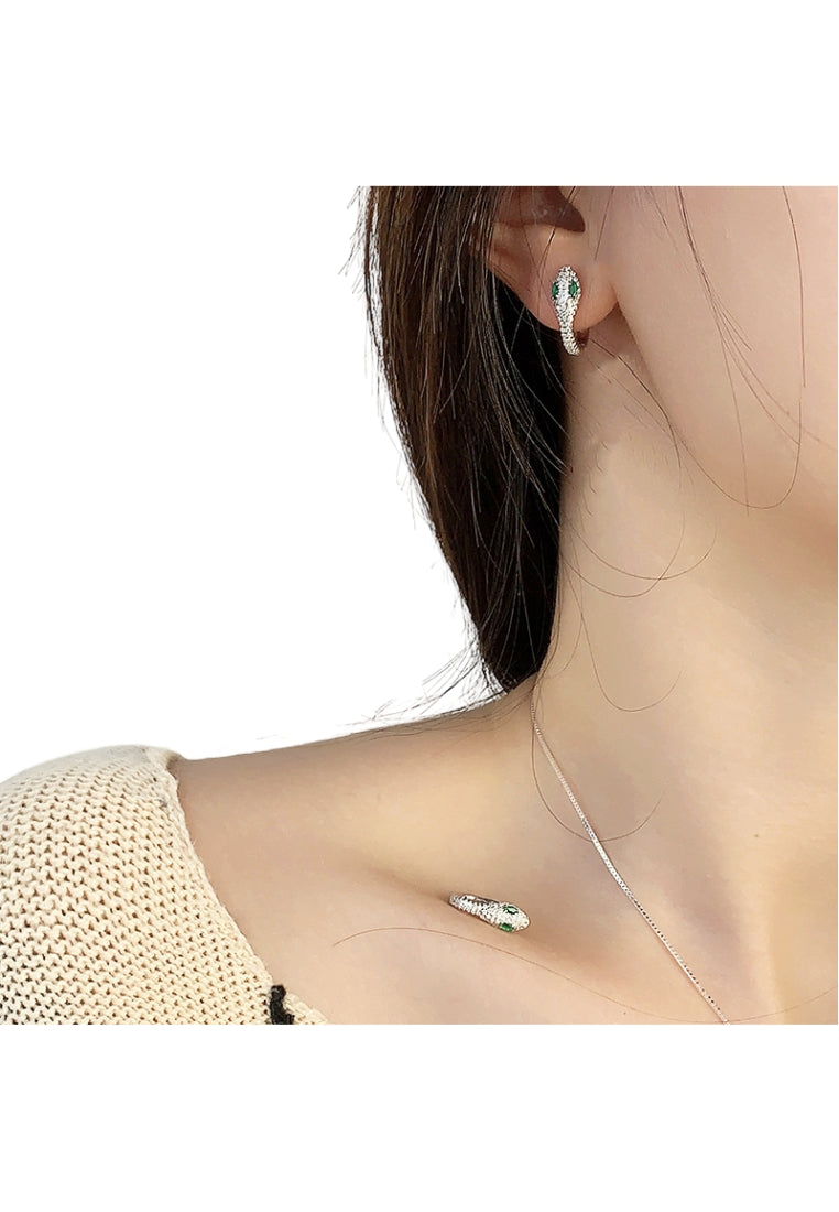 S925 silver green eye snake earrings