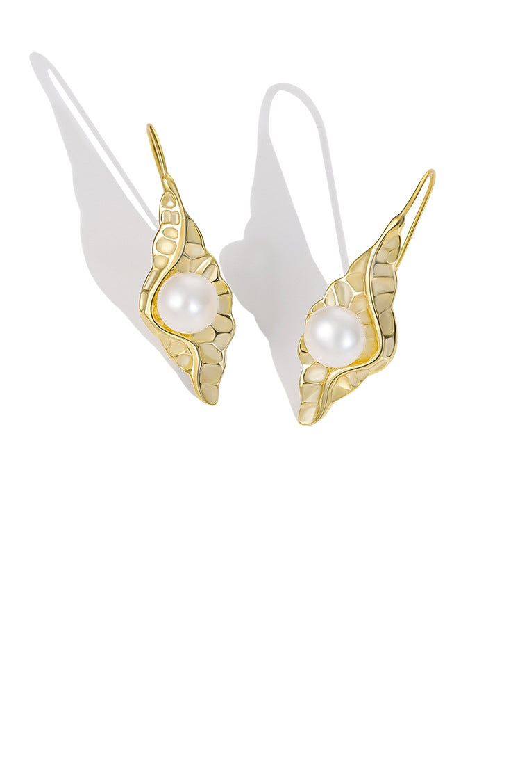 S925 Silver Pearl Stud Earrings for Women with Irregular Concave and Convex Pleated Texture and Leaf Shaped Design, Fashionable and Classy Jewelry