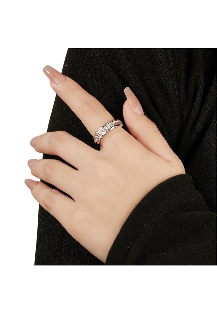 925 Sterling Silver Luxury Micropaved Green Snake Design Adjustable Ring for Women