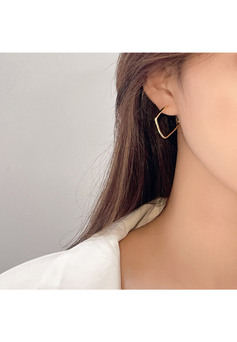 S925 Silver Geometric Square Stud Earrings with Simple Design and Unique Texture for Women