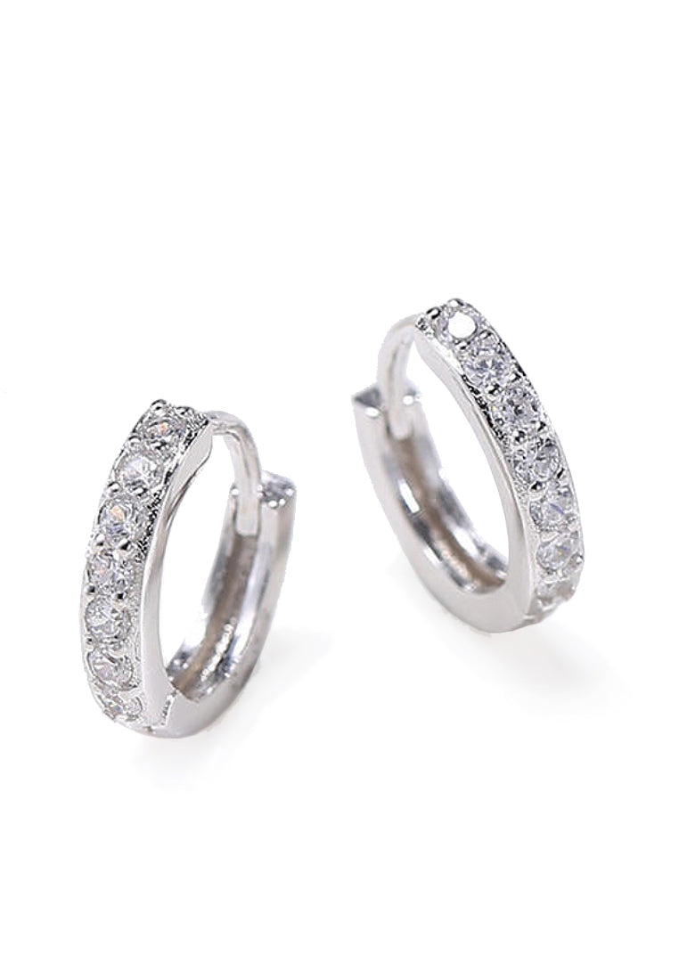 Simple rhinestone earrings