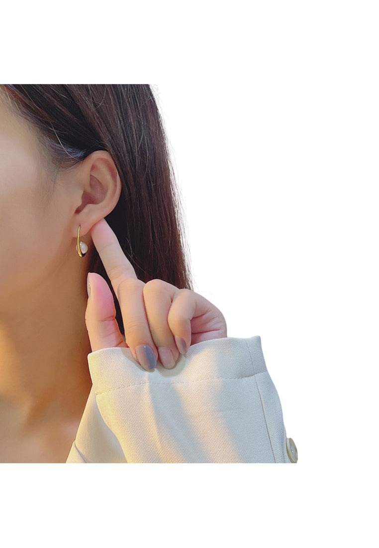 S925 Silver Drop Shaped Baroque Pearl Stud Earrings for Women, Unique and Personalized Jewelry