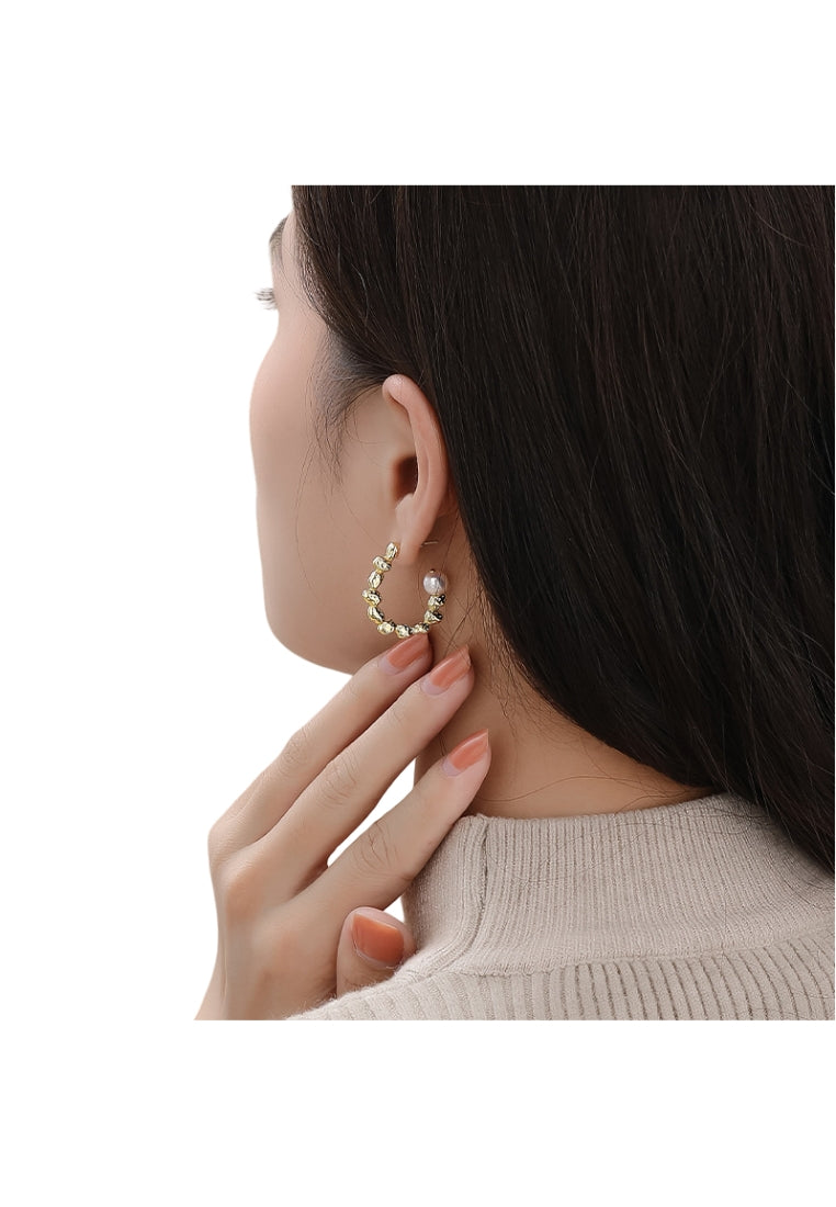 S925 Silver Baroque Stud Earrings for Women with Irregular Pleated Texture and Cool Minimalist Luxury Style