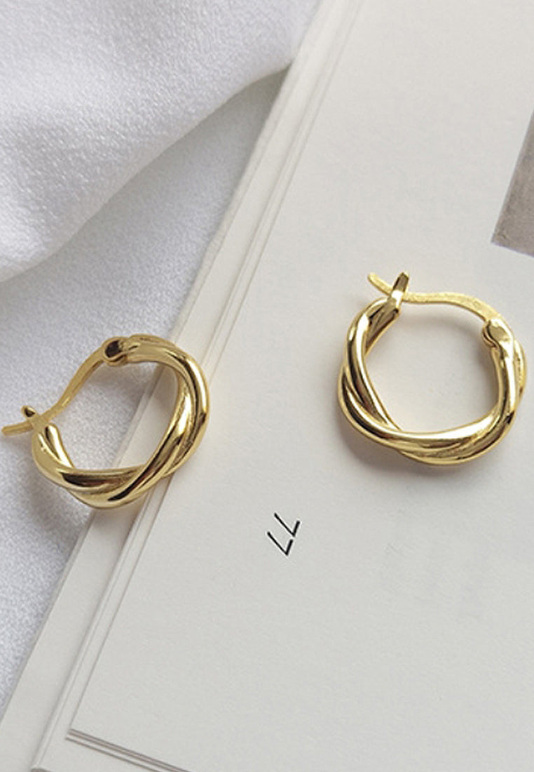 Retro Twisted Round Earrings