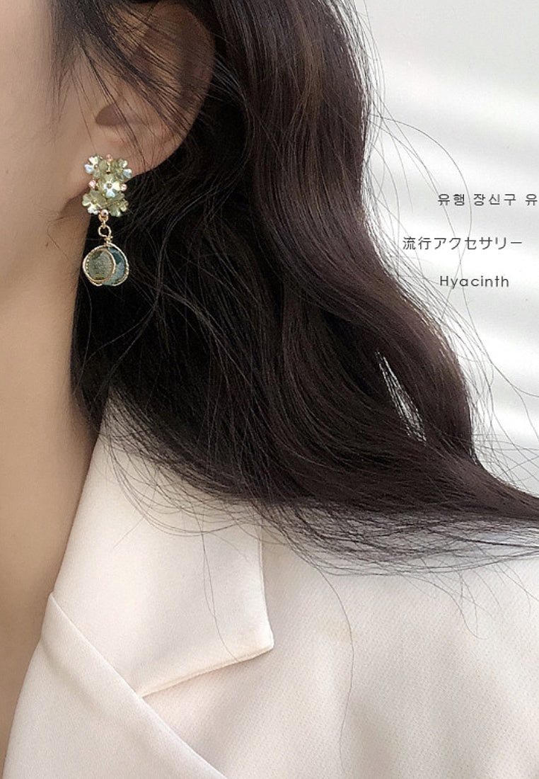 Retro shell petal earrings