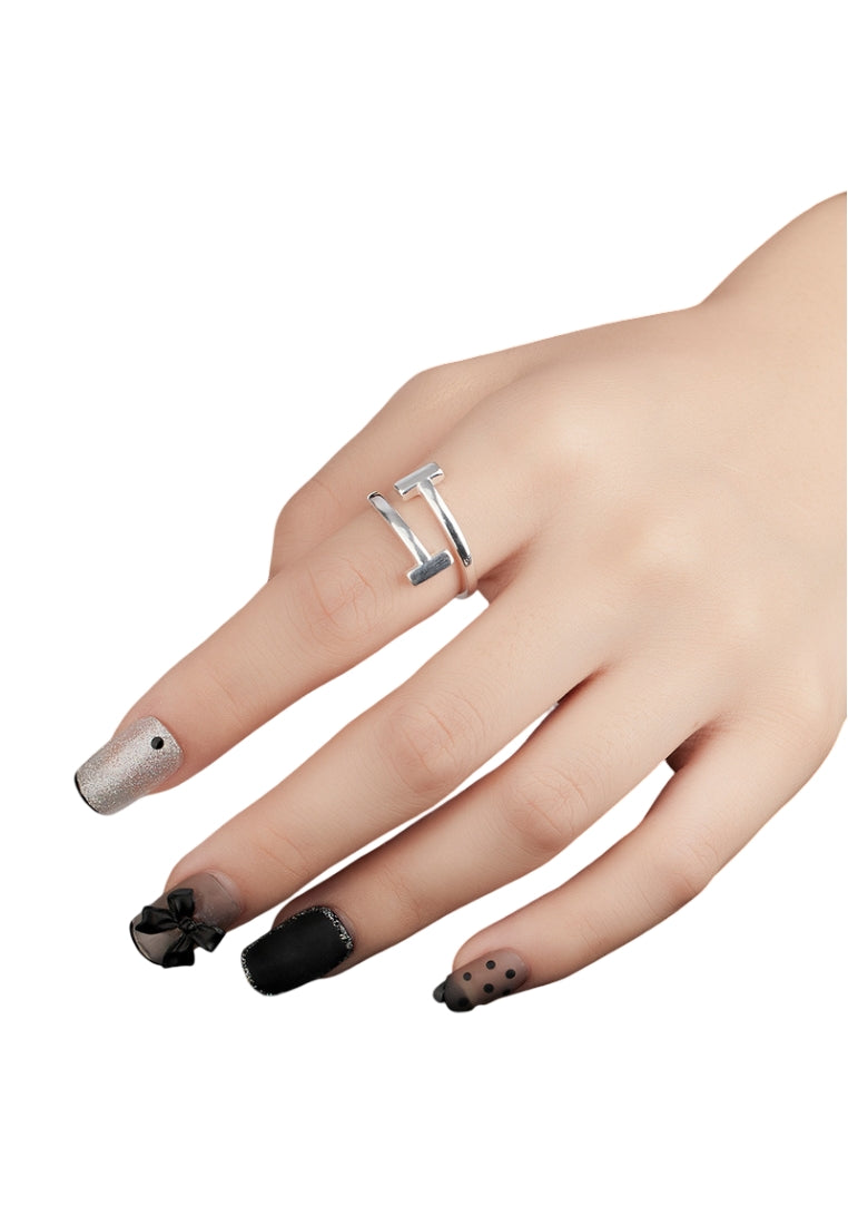 Rotating Star Silver Ring