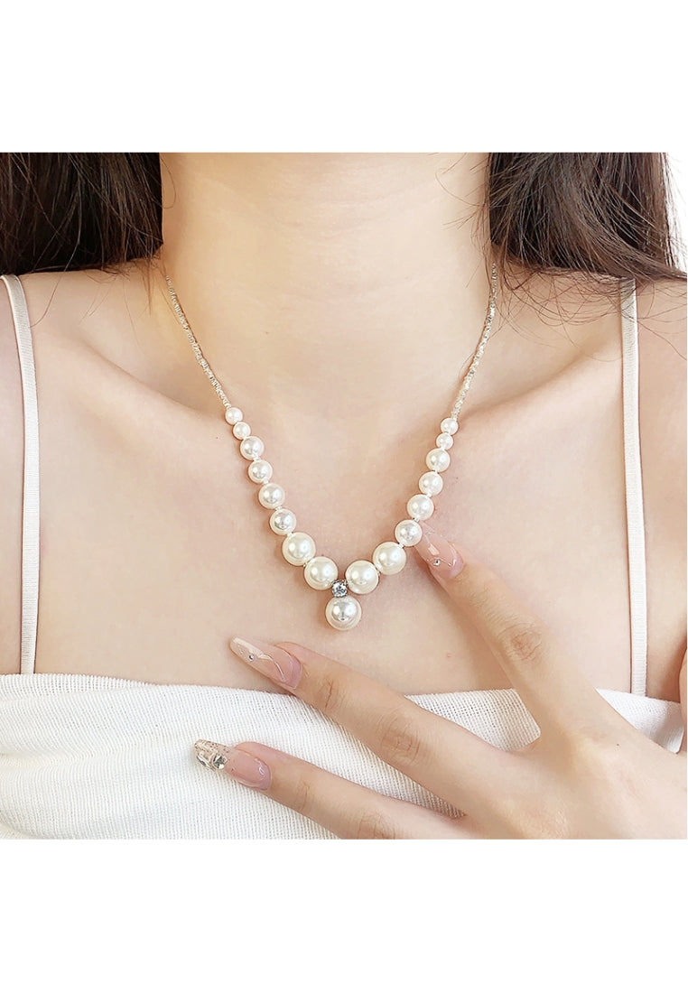 Crown Pendant Silver Necklace