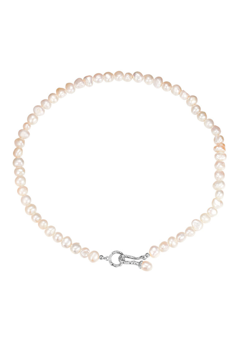 CrossDesign Silver Necklace