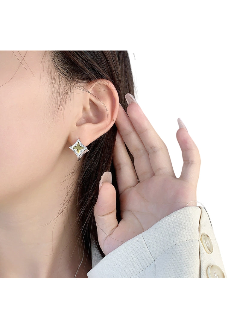 S925 silver heartshaped earrings