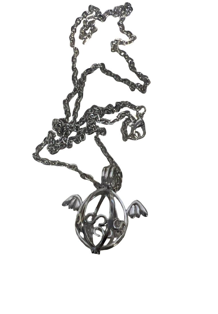 Angel Wing Freshwater Pearl Necklace